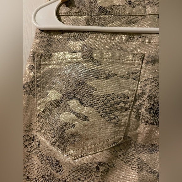 FRANK LYMAN METALLIC CAMO
reptile slim fit jeans-medium NWT - Picture 7 of 9